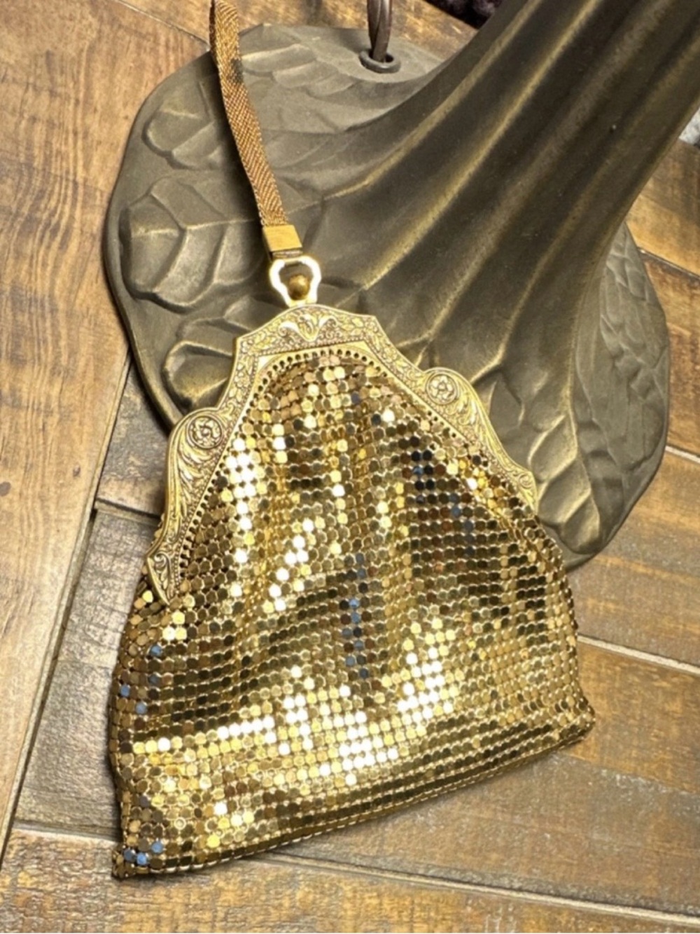 Whiting & Davis Gold Sequin Frame Wristlet Clutch